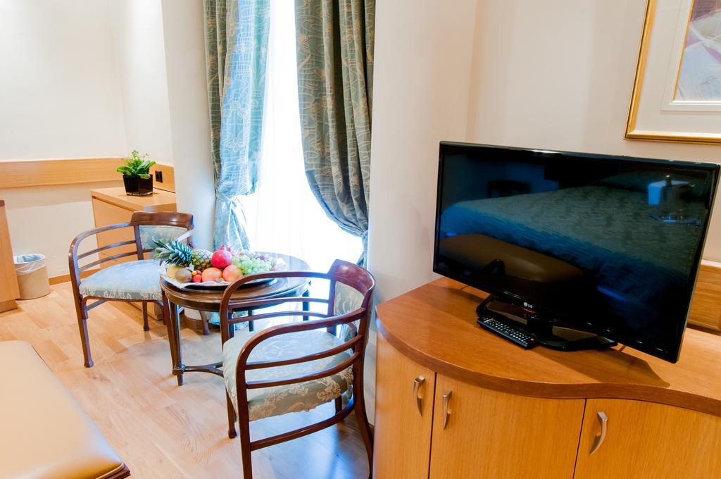 Pentelikon Hotel Κηφισιά Δωμάτιο φωτογραφία