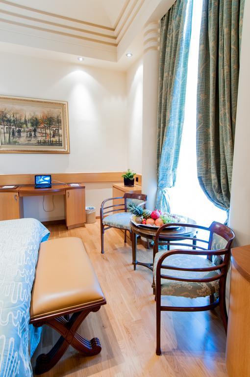 Pentelikon Hotel Κηφισιά Δωμάτιο φωτογραφία