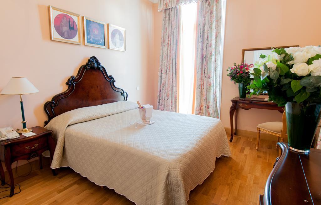 Pentelikon Hotel Κηφισιά Δωμάτιο φωτογραφία